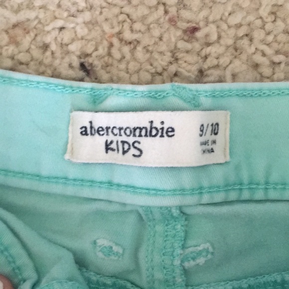 Abercrombie kids turquoise chino shorts size 9/10! - Picture 2 of 3